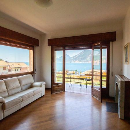 Villa Diana - Terrazza Sul Lago Assenza di Brenzone Exteriör bild